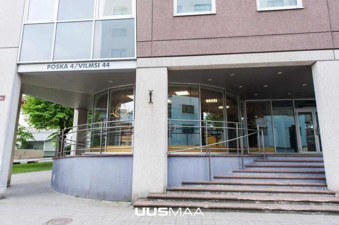 Stylish 1 Bedroom Apartment With Full Kitchen And Bathroom In Kadriorg, Tallinn City Centre Exterior photo